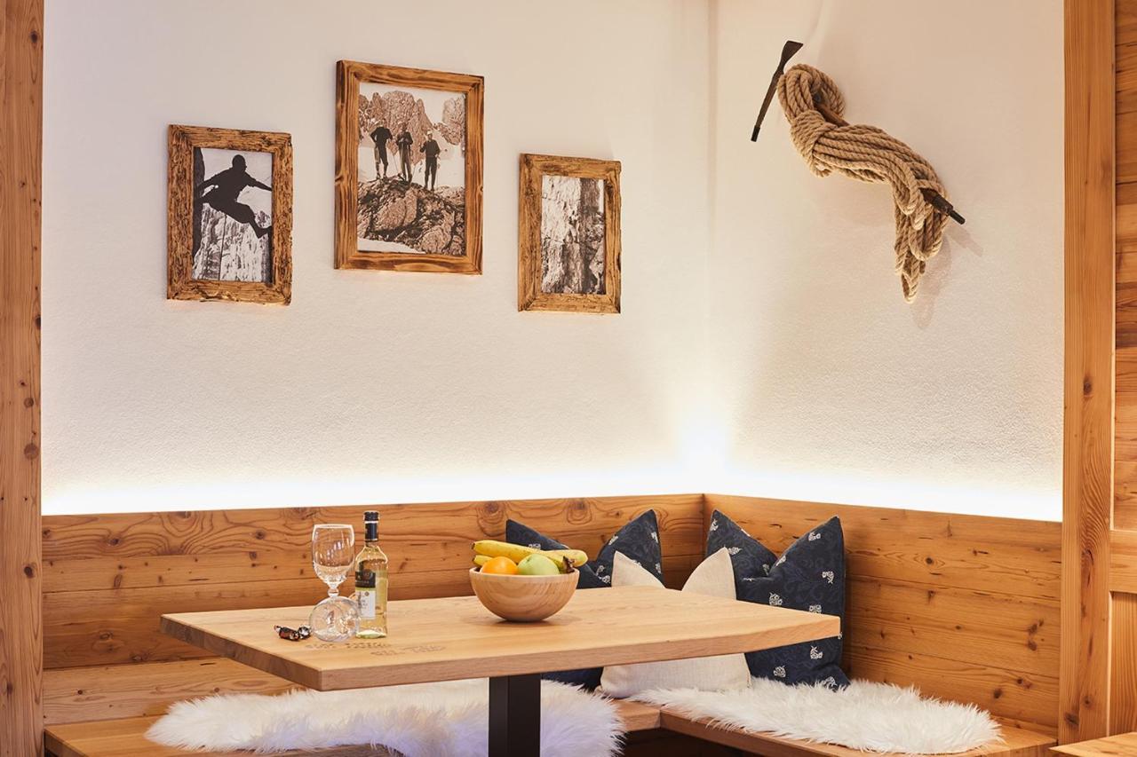 Apartment mit Balkon
